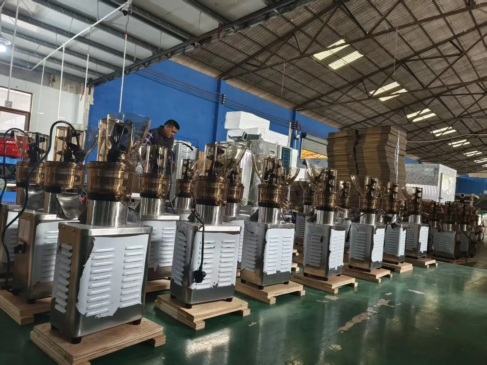 عصارة فواكه تجارية كهربائية مت - مراجعة Juice Extractor Commercial وسعره