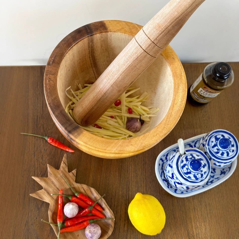طقم هاون ومدقة من خشب الأكاسيا - مراجعة Commercial Kitchen Grinder وسعره