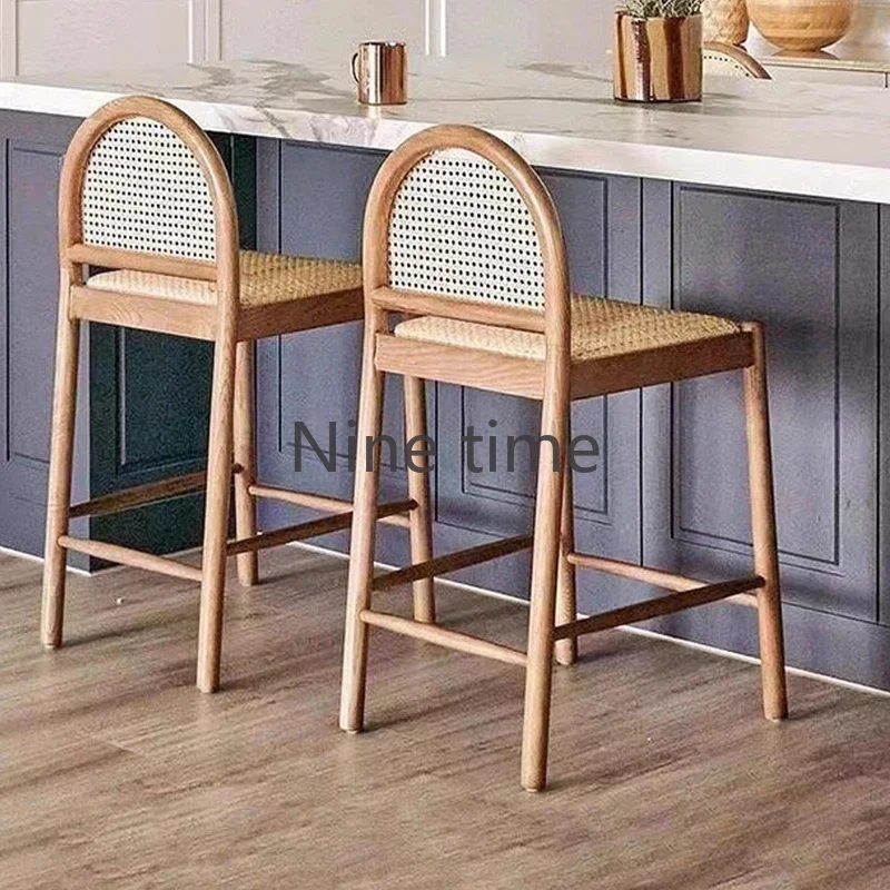 كرسي بار للمطبخ من الخشب الصلب - مراجعة Commercial Kitchen Design وسعره